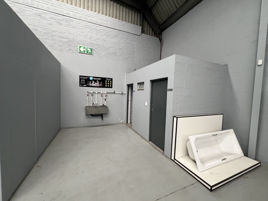 Commercial Property for Sale in Beaconvale Western Cape